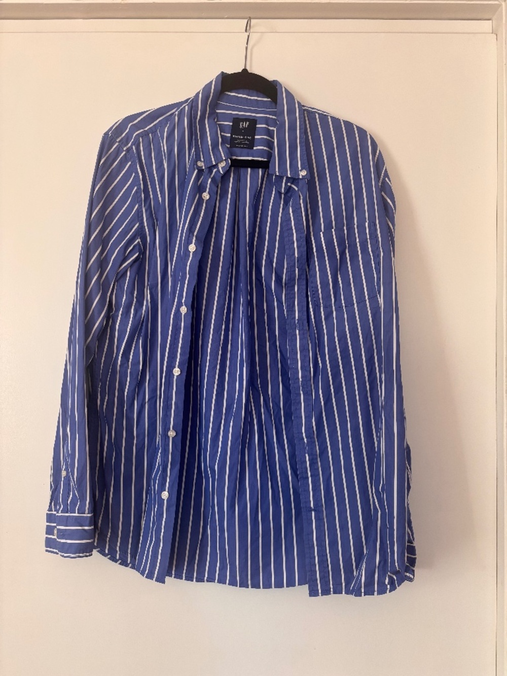 GAP Organic Poplin Classic Shirt
